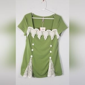 Noracora NWT Blouse. Slimming Fit. Button Embellishments with Lace Trim. Size S.